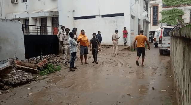 अब डिप्टी सीएम तेजस्वी यादव के विधानसभा क्षेत्र में शराब पीने से तीन की हुई संदिग्ध मौत..