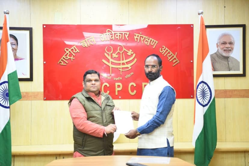 बीजेपी पहुंच गई बाल संरक्षण आयोग, संजय मयूख ने की राज्य सरकार से मुआवजे की मांग