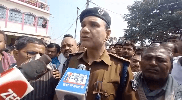 SAMASTIPUR में पूर्व मुखिया की हत्या के बाद सड़क जाम कर हंगामा..हत्यारे की शीघ्र गिरफ्तारी की मांग