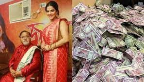 ममता बनर्जी ने पार्थ चटर्जी को मंत्री पद से हटाया...कहा- विवाद में नहीं जाना चाहती