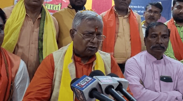VHP के अन्तर्राष्ट्रीय अध्यक्ष ने सख्त जनसंख्या नियंत्रण और धर्मांतरण कानून बनाने की जरूरत बताई