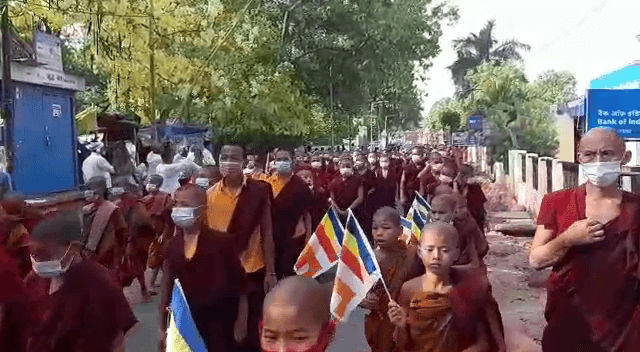 बुद्ध जयंती पर बोधगया में 2 साल बाद निकाली गई शोभा यात्रा,बिहार के राज्यपाल और मुख्य न्यायधीश भी समारोह में हो रहें हैं शामिल