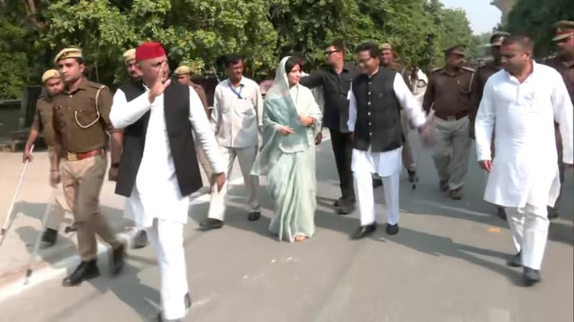 मैनपुरी लोक सभा सीट से चुनाव लड़ रही है डिंपल यादव