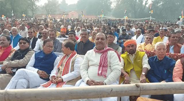 300 से ज्यादा स्वतंत्रता सेनानियों के परिजनों को मोहन भागवत एवं नित्यानंद राय ने किया सम्मानित