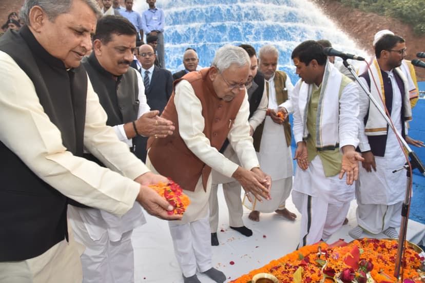 बोले- अब केवल गंगा जल पीजिए मत, रोज कीजिए स्नान, खाना भी बनाइए लेकिन ...