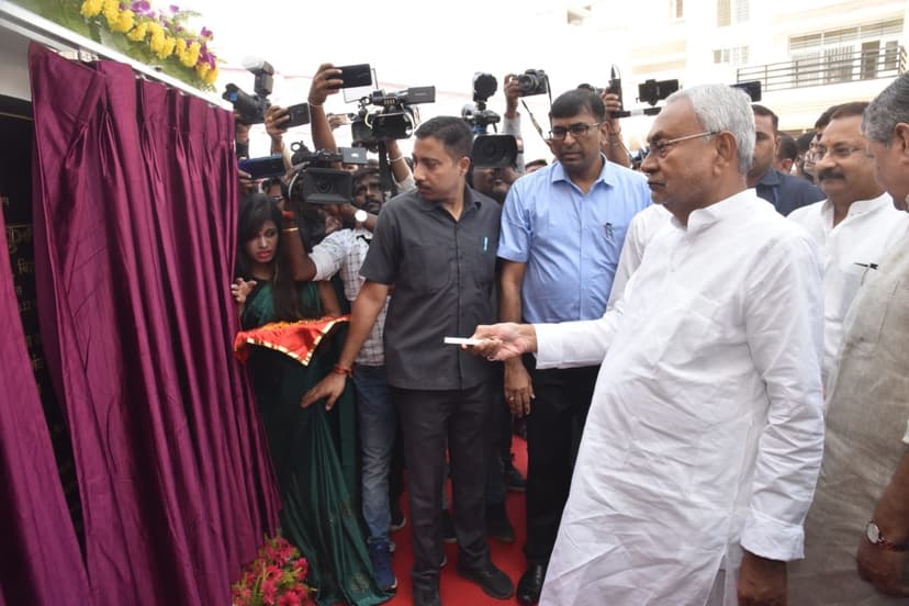 CM नीतीश ने हाईटेक विधायक आवास का किया उद्घाटन, देखिए तस्वीरों में