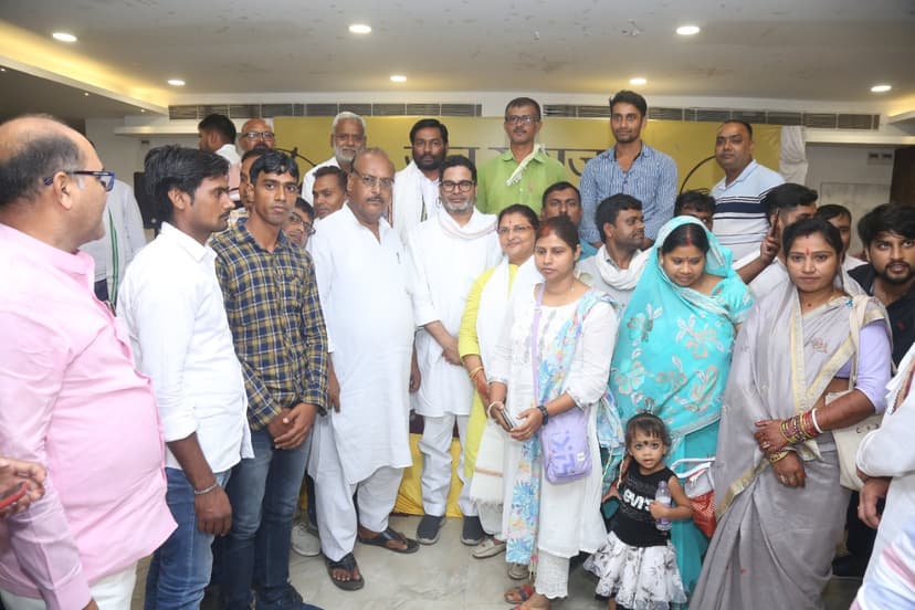 जन सुराज अभियान के तहत हाजीपुर पहुंचे PK, बोले-जीतने के लिए लड़ने आए हैं