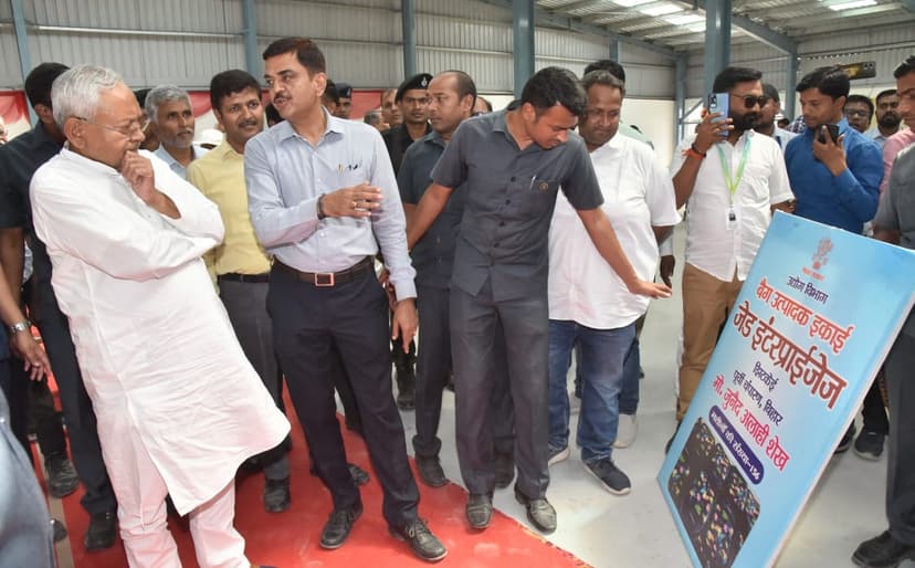 अब उद्योग के क्षेत्र में भी बिहार की महिलायें कर रही हैं बेहतर काम--CM नीतीश