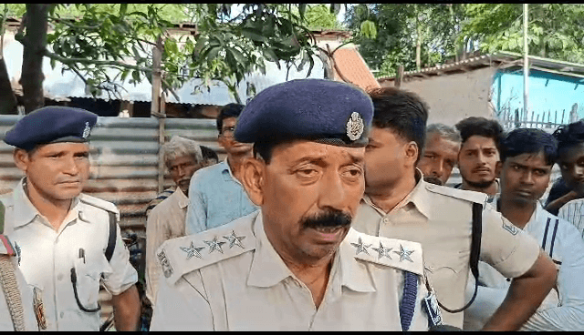 कटिहार में पति ने ही अपनी पत्नी और दो बच्चे की निर्मम हत्या की थी...जानिए वजह.