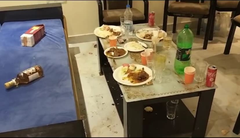 DMCH में डॉक्टरों ने की शराब पार्टी,VIDEO वायरल होने के बाद पुलिस तलाश में जुटी..