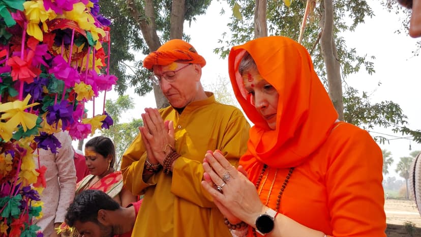 शिव भक्ति में दिखे लीन, महाशिवरात्रि पर की खूब पूजा-अर्चना