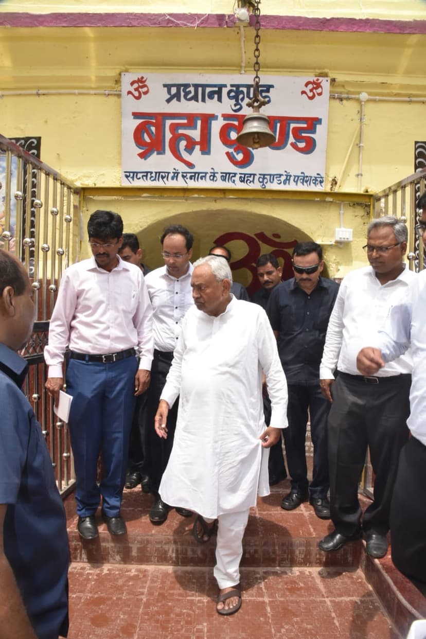 मलमास मेला की तैयारियों का लिया जायजा, अधिकारियों को दिया निर्देश