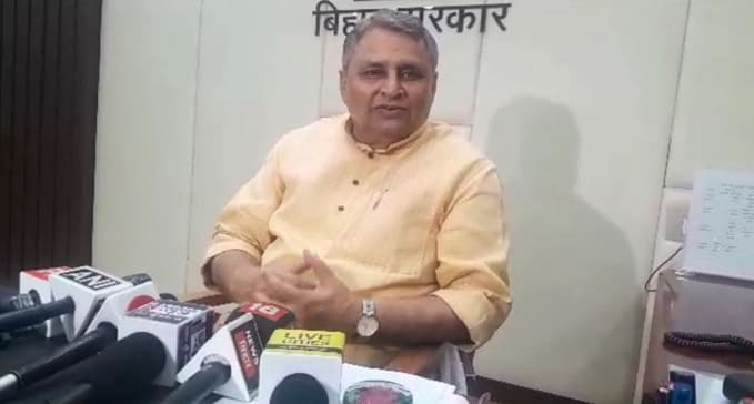वित्त मंत्री का केन्द्र सरकार पर वार, कहा : विपक्षी एकता से हताश हैं पीएम मोदी