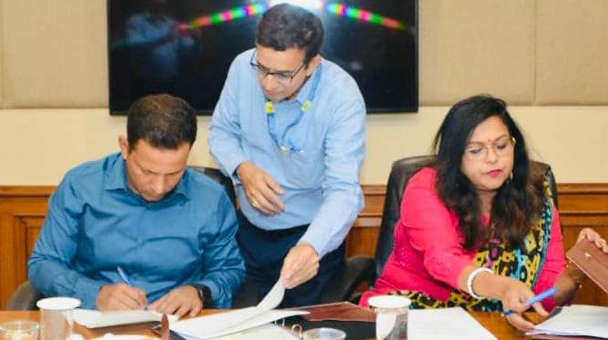 बिहार सरकार और एयरपोर्ट अथॉरिटी ऑफ इंडिया के बीच दरभंगा और पूर्णिया हवाई अड्डे के नए सिविल एन्क्लेव के निर्माण के लिए एमओयू हुए साइन