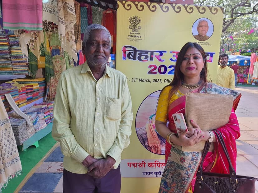तीन दिवसीय समारोह में बोले समीर महासेठ, मैथिली ठाकुर के गीतों ने बांधा समां