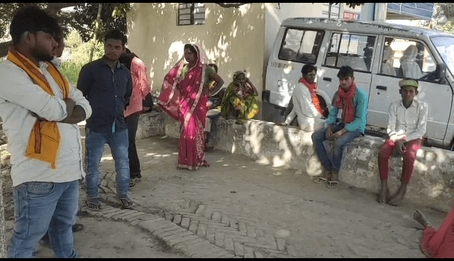 नाच देखने गए युवक-युवती की हत्या कर शव जलाने की कोशिश..