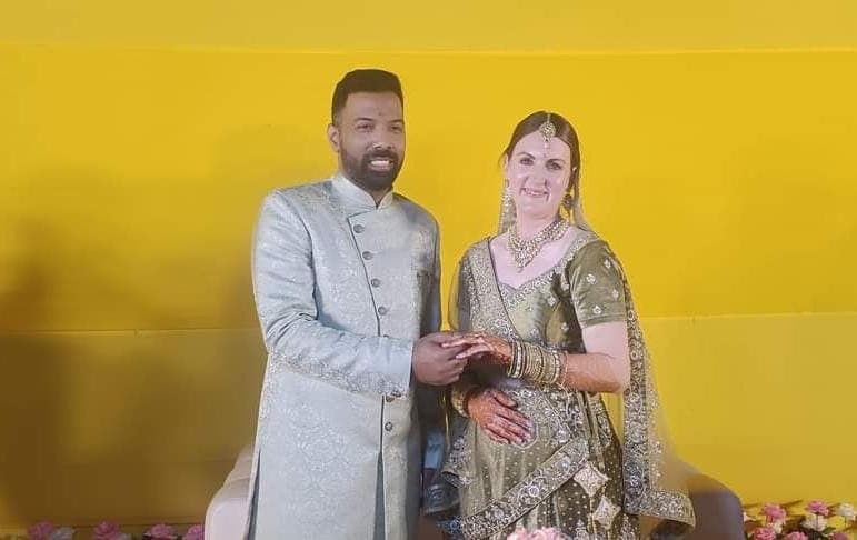 बिहारी युवक ने जीता फिरंगी महिला का दिल, पटना में की सगाई...