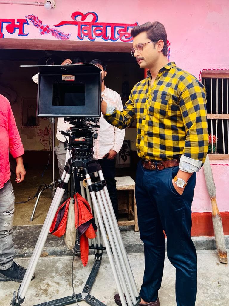 विक्रांत-बंटी ने शुरू की फिल्म की शूटिंग