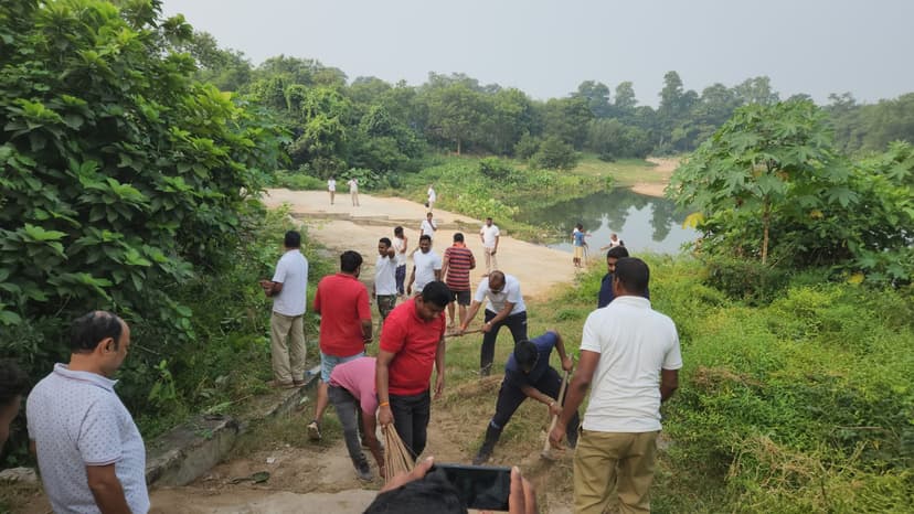 दुर्गा पूजा के पूर्व हुई प्रतिमा विसर्जन घाटों की साफ-सफाई