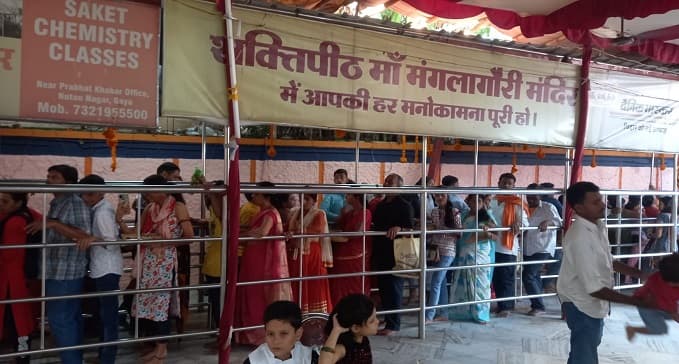महाअष्टमी के दिन श्रद्धालुओं का लगा तांता, यहां हर मुराद होती है पूरी