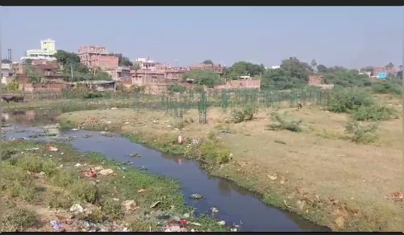नवादा में भूमाफिया सक्रिय,सरकारी जमीन पर लगातार कर रहे हैं अतिक्रमण..