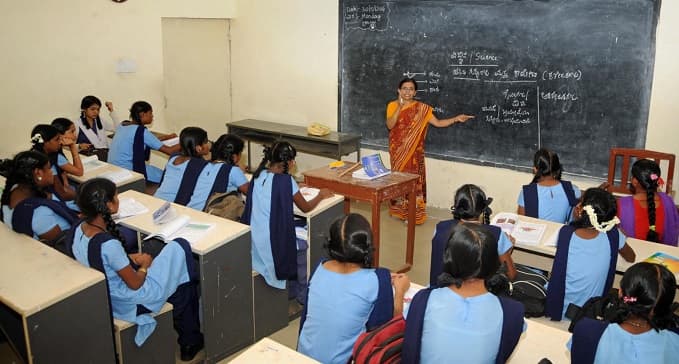 युवाओं के लिए खुशखबरी, 31,982 शिक्षकों की होगी नियुक्ति, इस जिले में सर्वाधिक पद