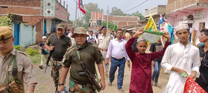 धूमधाम एवं हर्षोल्लास के साथ मनाया जा रहा ईद मिलादुन्नबी
