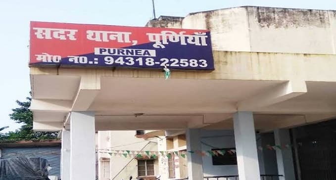 लूट के 4 दिन बाद भी पुलिस के हाथ खाली, पूरा मामला जान रह जाएंगे हैरान, पीड़ित से पहले बदलवाया आवेदन और फिर....