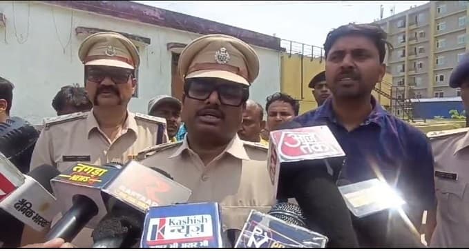 लूट के 4 दिन बाद भी पुलिस के हाथ खाली, पूरा मामला जान रह जाएंगे हैरान, पीड़ित से पहले बदलवाया आवेदन और फिर....