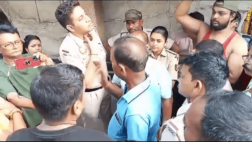 पूर्णिया में दिल्ली पुलिस बन गई बंधक, रांत के अंधेरे में बेडरूम तक पहुंच गये थे पुलिसवाले