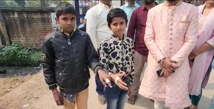 बारात में शामिल महिला और पुरुषों के साथ की मारपीट, जमकर हुई लूटपाट, 12 से अधिक लोग जख्मी