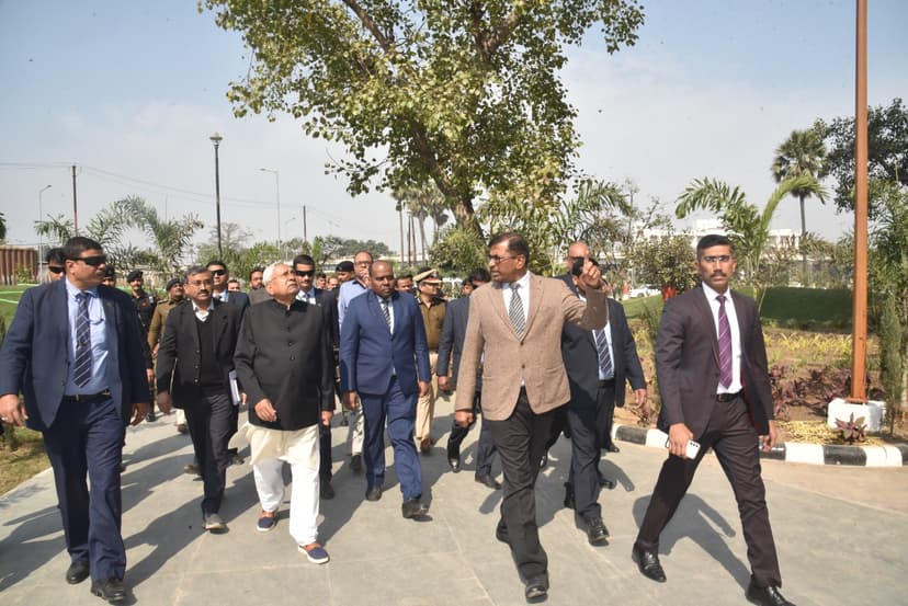 बापू की याद में पटना में बना देश का सबसे बड़ा टावर, CM नीतीश ने किया निरीक्षण, जानें खासियत...