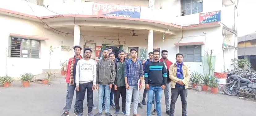 आदिवासी समाज का अपमान करने का लगाया आरोप,एंकर ने दिया था विवादित बयान