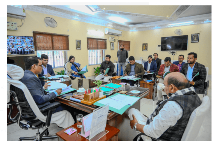 डीसी ने कहा, पवित्र शिवगंगा सरोवर में लेजर एंड साउंड का कराया जाएगा अधिष्ठापन