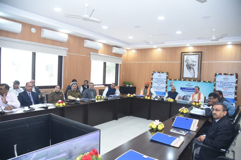 CM नीतीश ने पुलिस और कारा विभाग को दिया तोहफा,पुलिस जवानों को न्यू टेक्नोलॉजी वाली मोबाइल