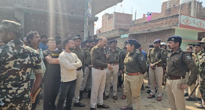 इलाके में मचा हड़कंप, 3 जख्मी, जानिए क्या है पूरा मामला