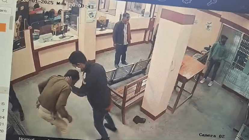PNB गार्ड का राइफल लूट मामले में पुलिस का बड़ा एक्शन,भाग रहे अपराधी को मारी गोली..