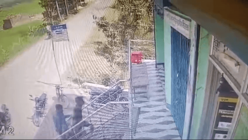 मुजफ्फरपुर में दिन-दहाड़े लाखों की लूट,जानें पूरी घटना...