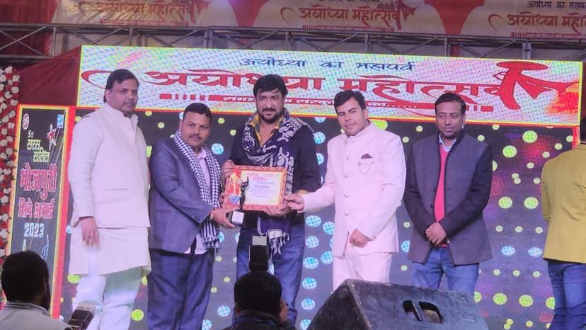 किसे मिला लाइफ टाइम अचीवमेंट अवार्ड, जानिए भोजपुरी सिने अवार्ड में किसका जलवा