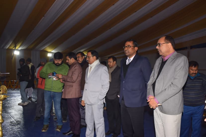 दूसरे चरण के शिक्षक नियुक्ति पत्र वितरण के लिए पटना का गांधी मैदान तैयार, आयुक्त-डीएम समेत सभी बड़े अधिकारियों ने लिया जायजा