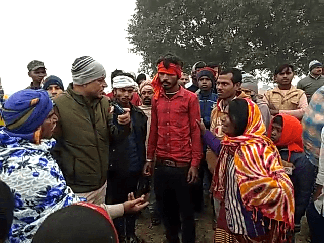पटवन के दौरान किसान और उनके सहयोगी के साथ ही गई बड़ी घटना,मची चीख-पुकार..