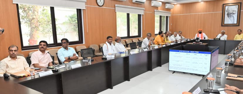 नई सरकार के गठन के बाद एक्शन में CM नीतीश, मंत्रियों की लगायी स्पेशल क्लास, दे दिया सबसे बड़ा टास्क