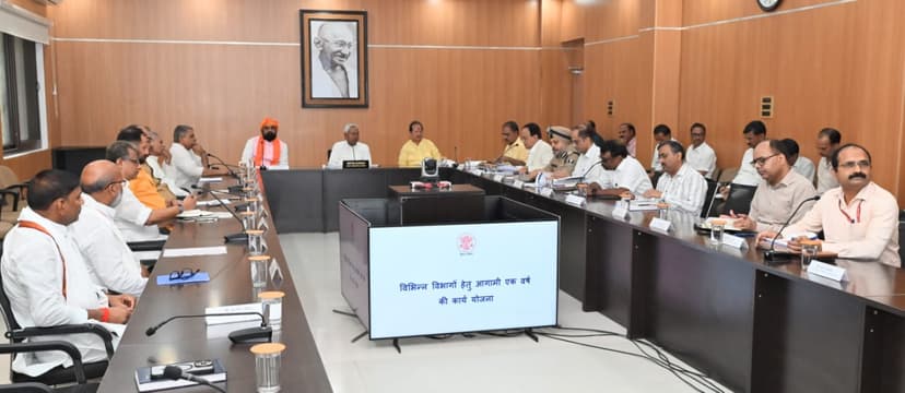 नई सरकार के गठन के बाद एक्शन में CM नीतीश, मंत्रियों की लगायी स्पेशल क्लास, दे दिया सबसे बड़ा टास्क