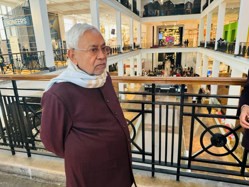 साइंस म्यूजियम का किया भ्रमण, पटना साइंस सिटी को इसी तरह बनाए जाने की कही बात
