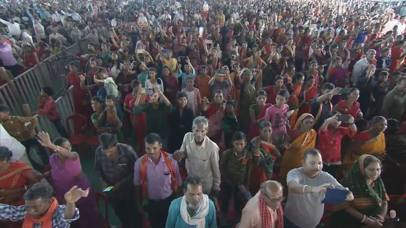 नक्सलवाद को खत्म करने का लिया संकल्प, सभी को घर देने की ली गारंटी