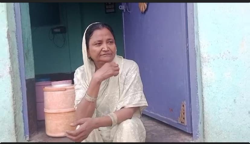 शरारती तत्वों पर गहराया शक, दहशत में पूरा परिवार