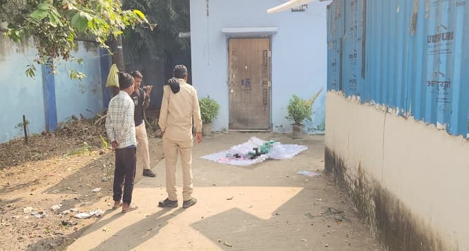 ससुरालवालों पर लगा हत्या का आरोप, एक्शन में आयी पुलिस ने चिता से अधजला शव किया बरामद