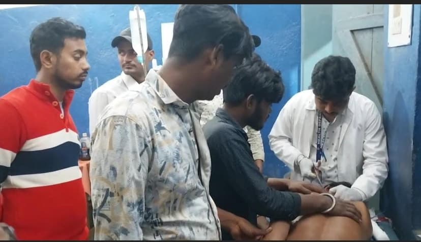 एक शख्स पर चाकू से ताबड़तोड़ जानलेवा हमला, हालत गंभीर