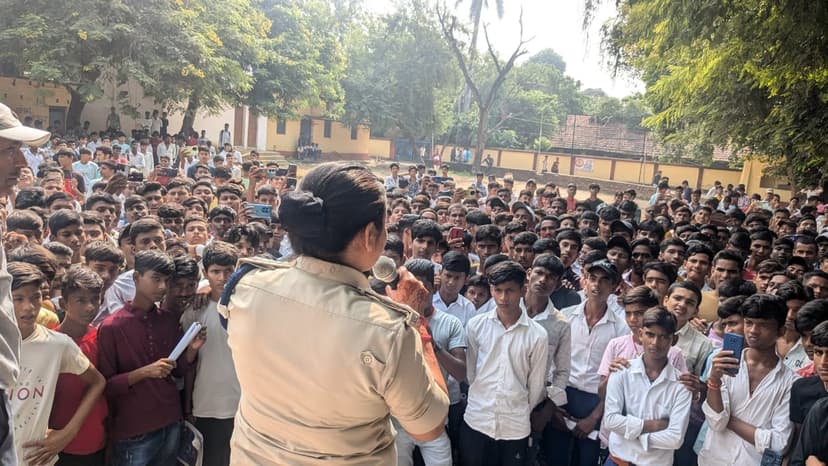 नवादा साइबर DSP ज्योति प्रिया ने साइबर फ्रॉड से बचने की दी जानकारी