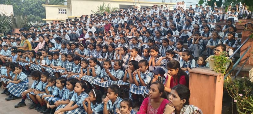 नवादा साइबर DSP ज्योति प्रिया ने साइबर फ्रॉड से बचने की दी जानकारी